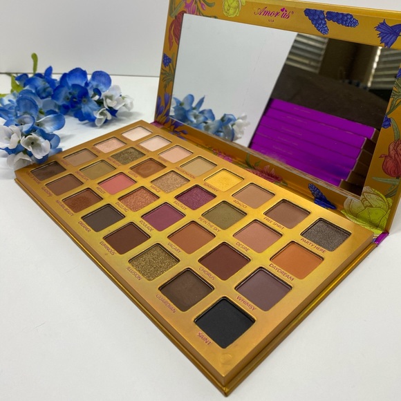 Eyeshadow Palette Nude Fantasia - Picture 2 of 2